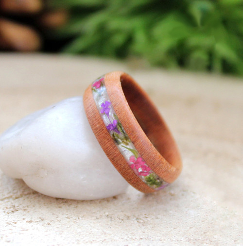 Se sušenými květy