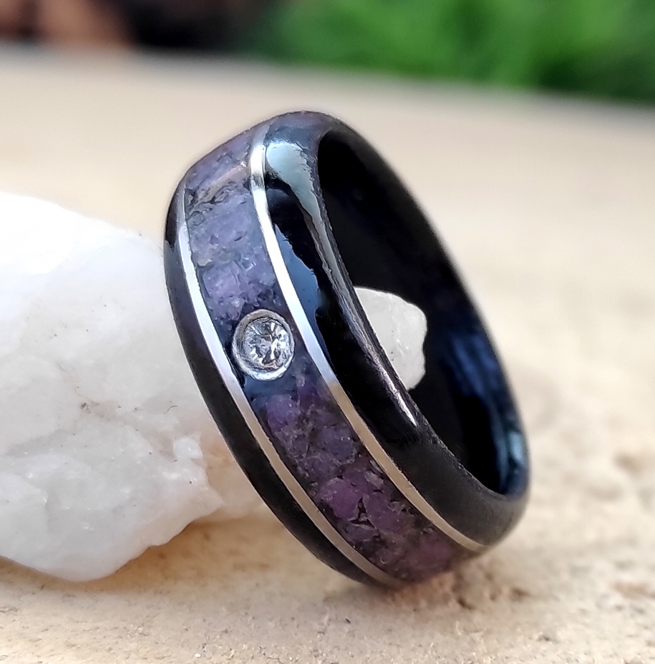 Prsten s jadeitem, ocelí a swarovski krystalem