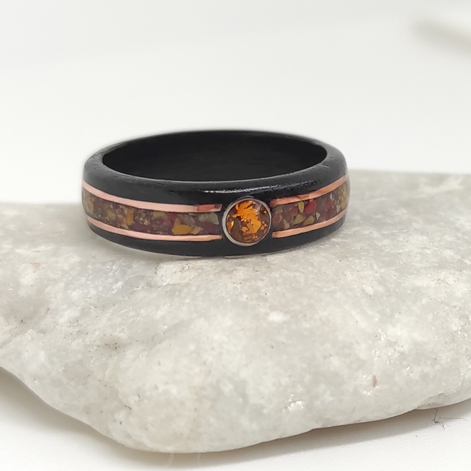 Ebenový prsten Swarovski v odstínu Topaz