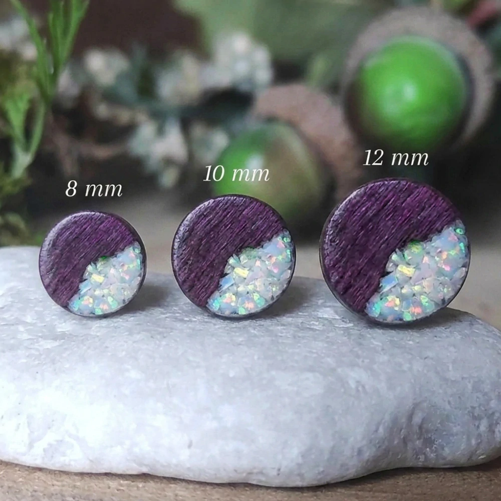 Náušnice z amarantu a bílého opálu - 10 mm