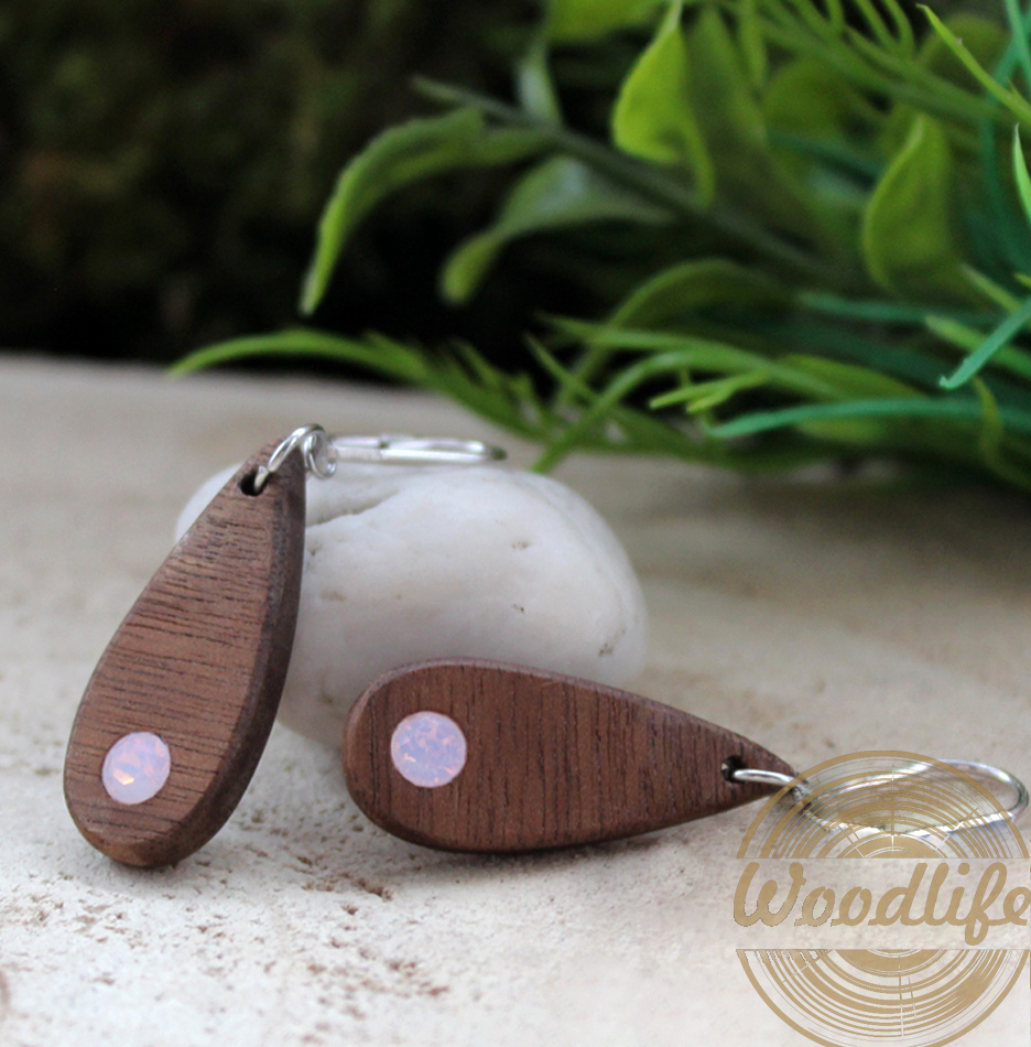 Dřevěné náušnice s krystalem Swarovski 