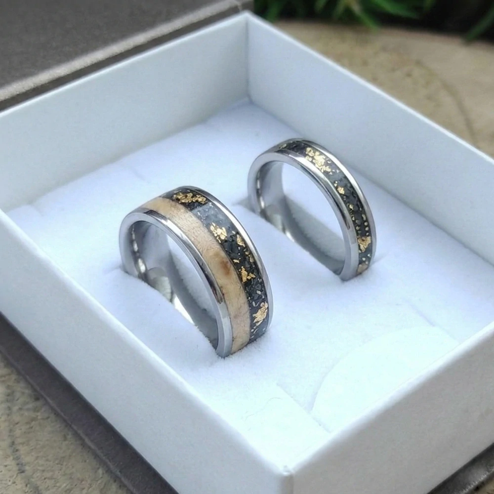 Snubní ocelové prsteny s břízou a regalitem