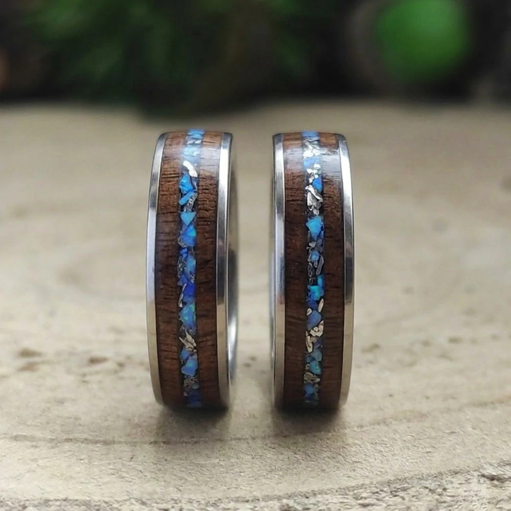 Snubní ocelové prsteny z ořechu a jadeitu