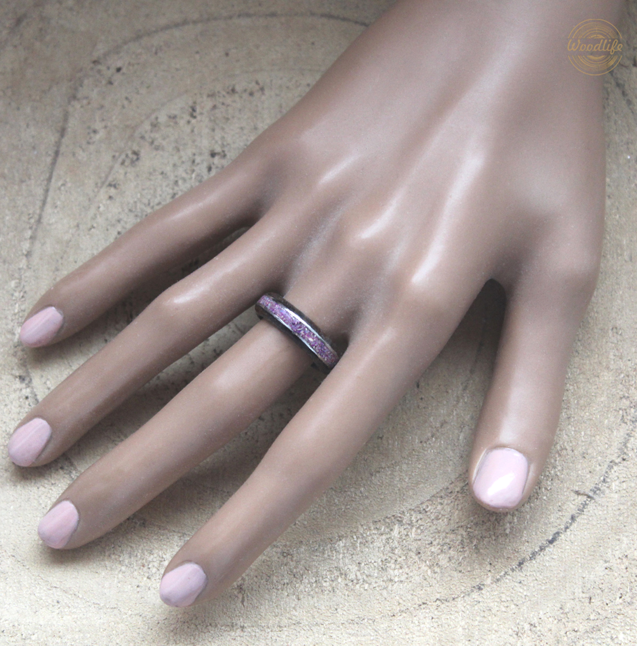 Přírodní prsten s ocelí a regalitem