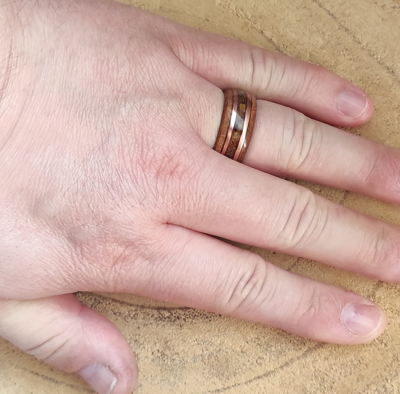 Jatoba prsten s tygřím okem a mědí