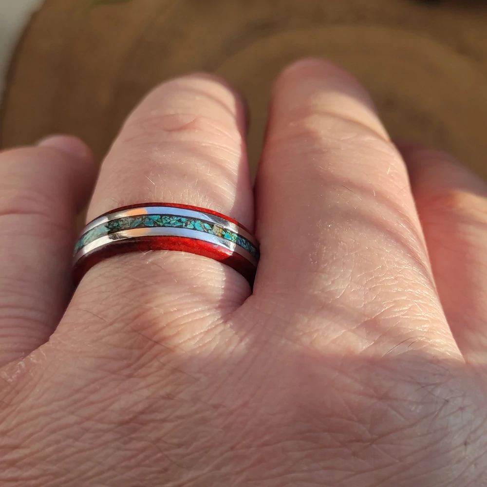 Prsten ze dřeva padouk s chryzokolem