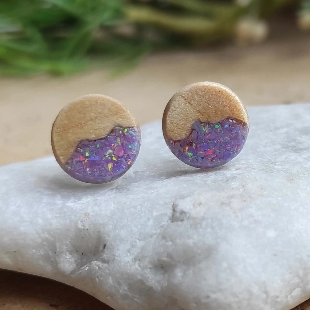 Náušnice z břízy a fialového opálu 