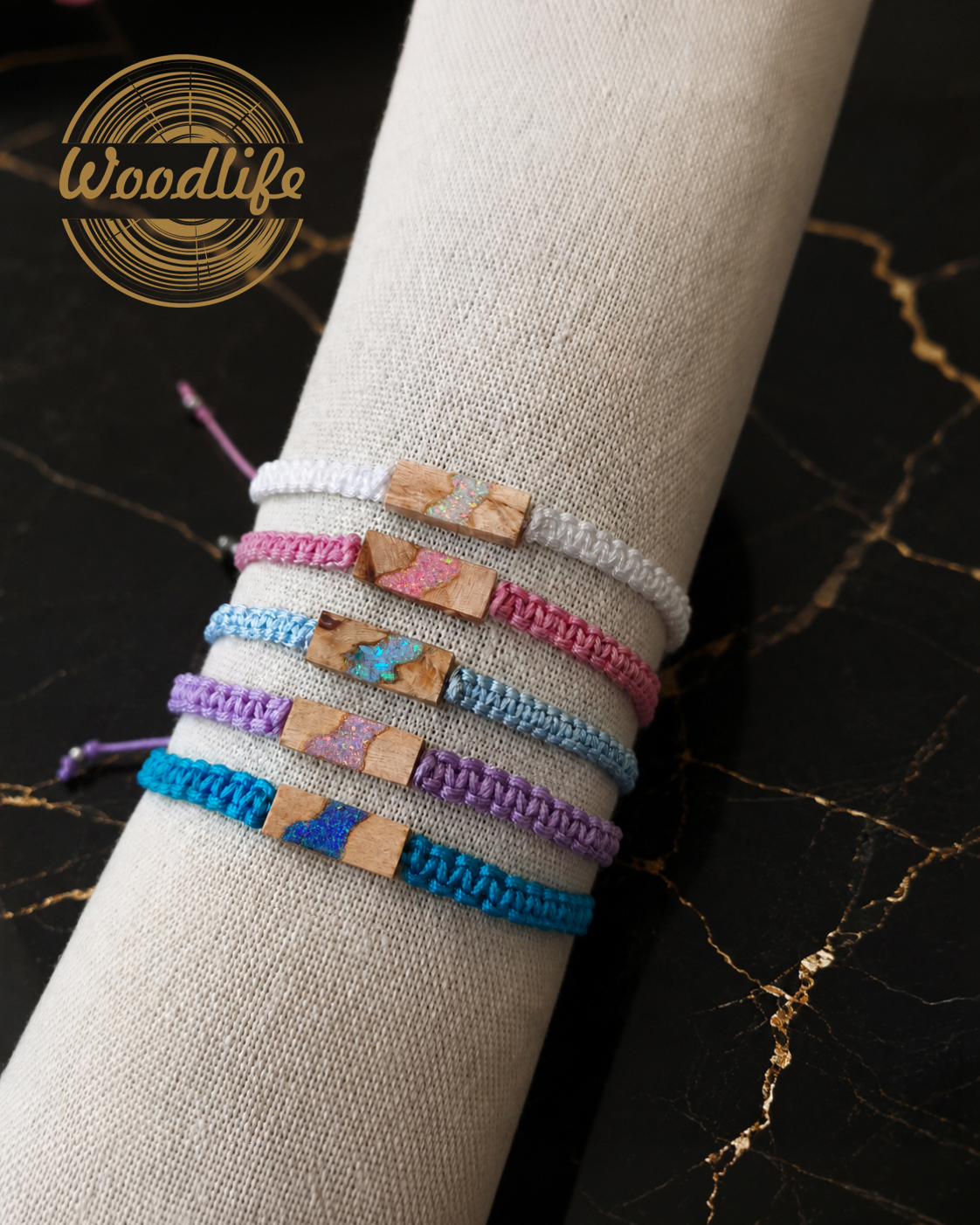 Pink Opal Wood – unisex macramé náramek s růžovým opálem a březovým dřevem