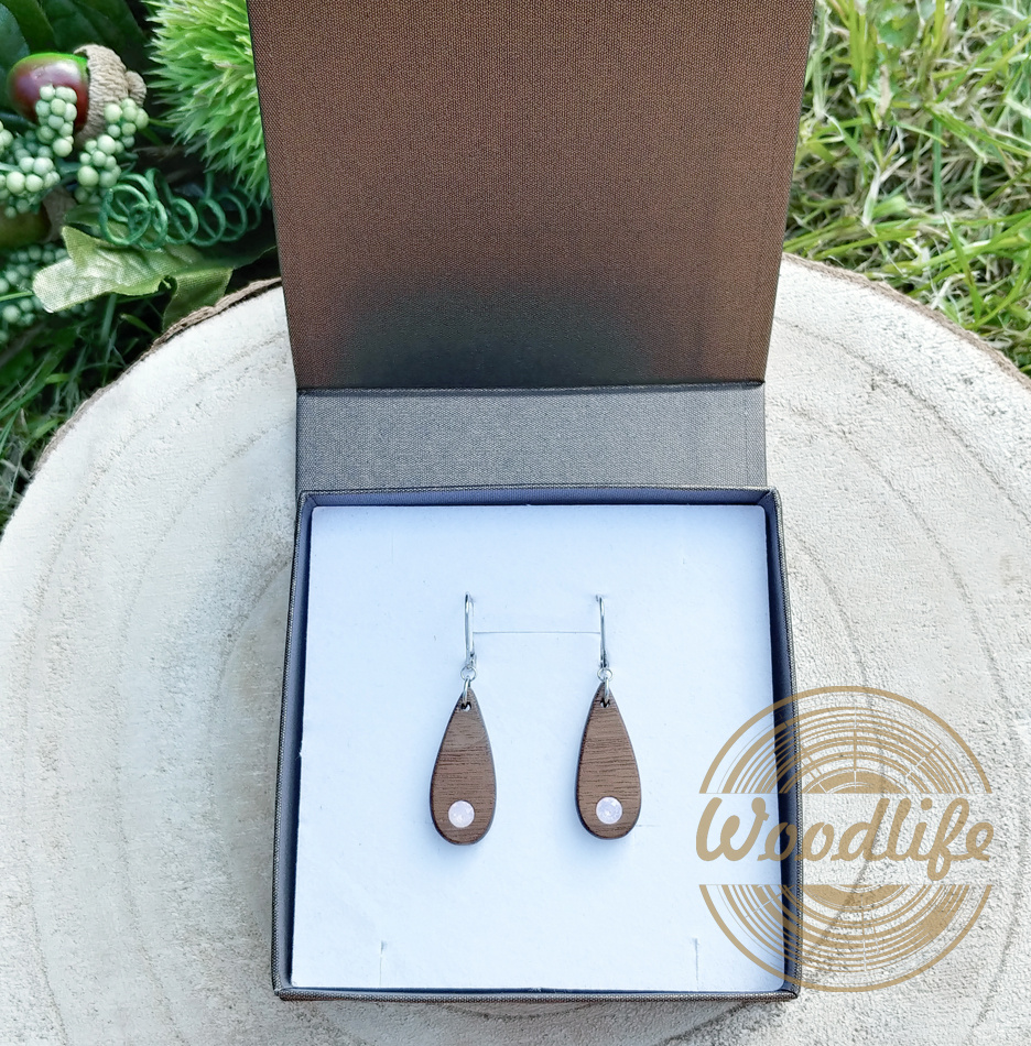 Dřevěné náušnice s krystalem Swarovski 