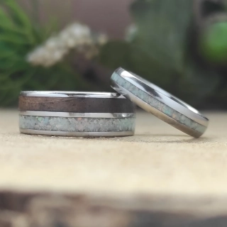 Snubní titanové prsteny s opálem a americkým ořechem