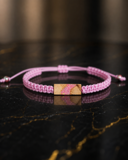 Pink Opal Wood – unisex macramé náramek s růžovým opálem a březovým dřevem
